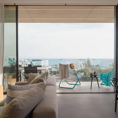 Eden Seaside Апартаменты *