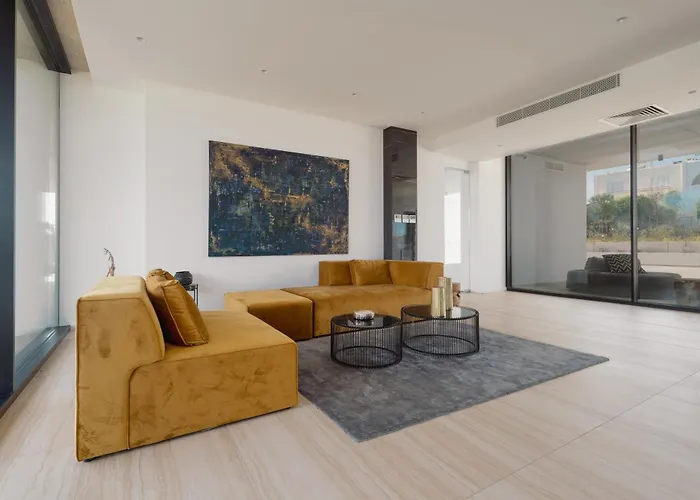 Eden Seaside Apartamento Protaras